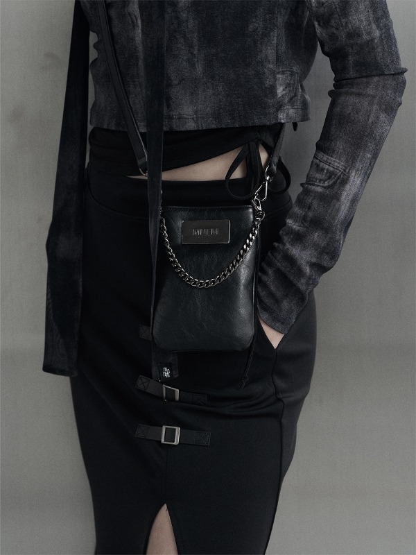[mnem] leather chain mini bag
